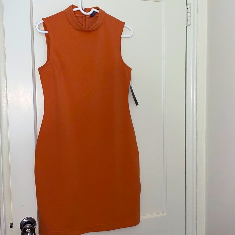 NWT Sharagano orange stretchy dress size: 4